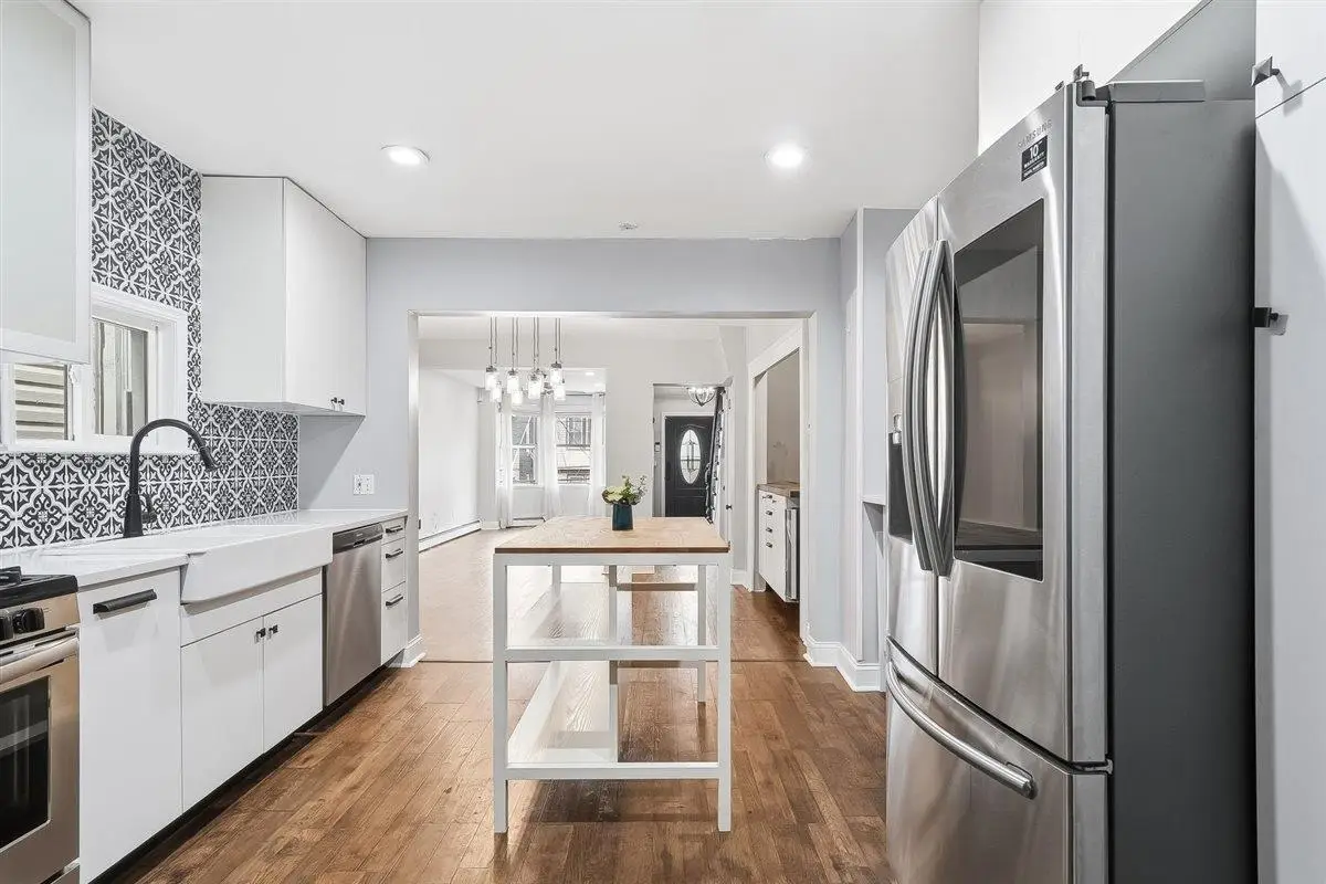 143 LEXINGTON AVE, Jersey City, NJ 07304 - #1