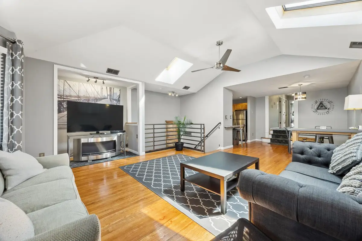 242 BALDWIN AVE #2, Jersey City, NJ 07306 - #1