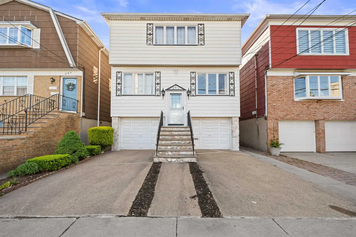 287 AVENUE E, Bayonne, NJ 07002 - #1