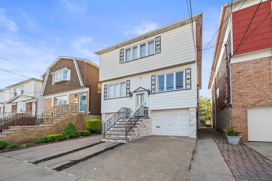 287 AVENUE E, Bayonne, NJ 07002 - #2