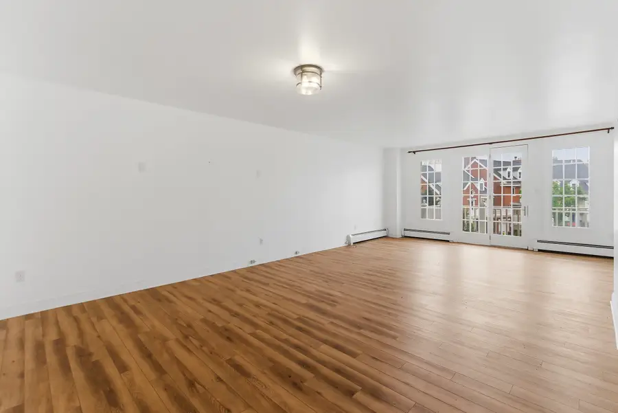 204 SHEARWATER CT WEST #21, Jersey City, NJ 07305 - #2