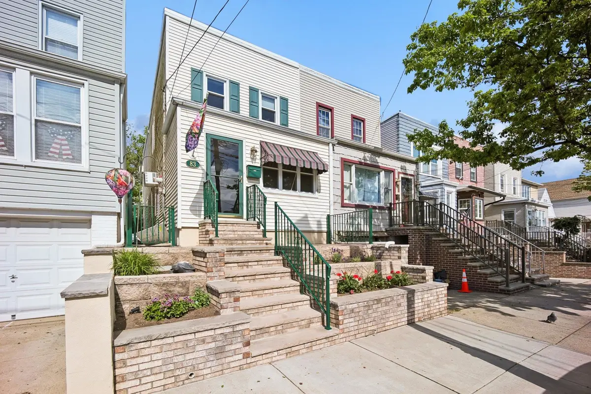 83 LEXINGTON AVE, Bayonne, NJ 07002 - #1