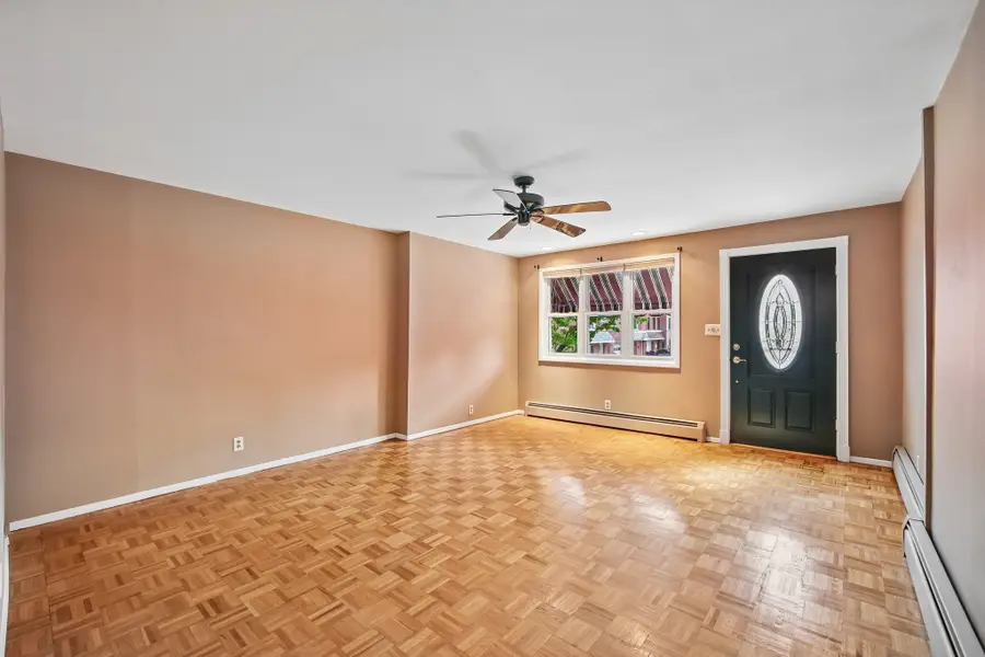 83 LEXINGTON AVE, Bayonne, NJ 07002 - #3