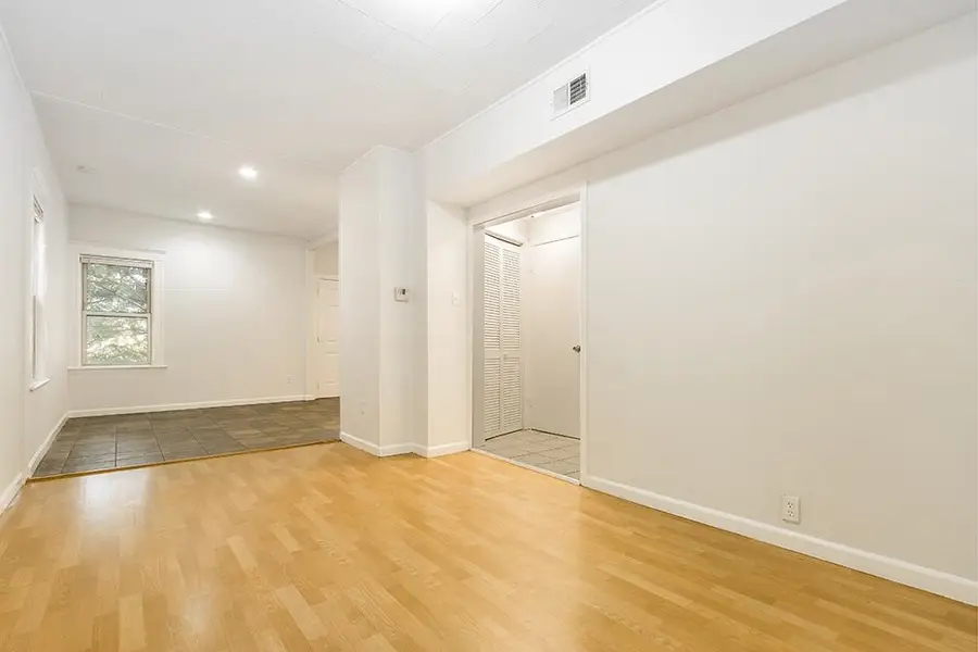 235 DUNCAN AVE, Jersey City, NJ 07306 - #2