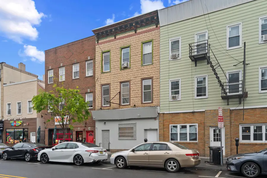 486 CENTRAL AVE, Jersey City, NJ 07307 - #2