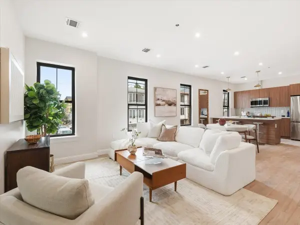 29 WELDON ST #2, JC, Journal Square, NJ 07306