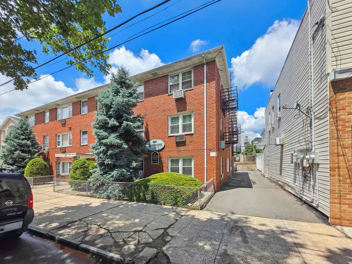 475 ELM ST #3A, Kearny, NJ 07032-3569 - #1