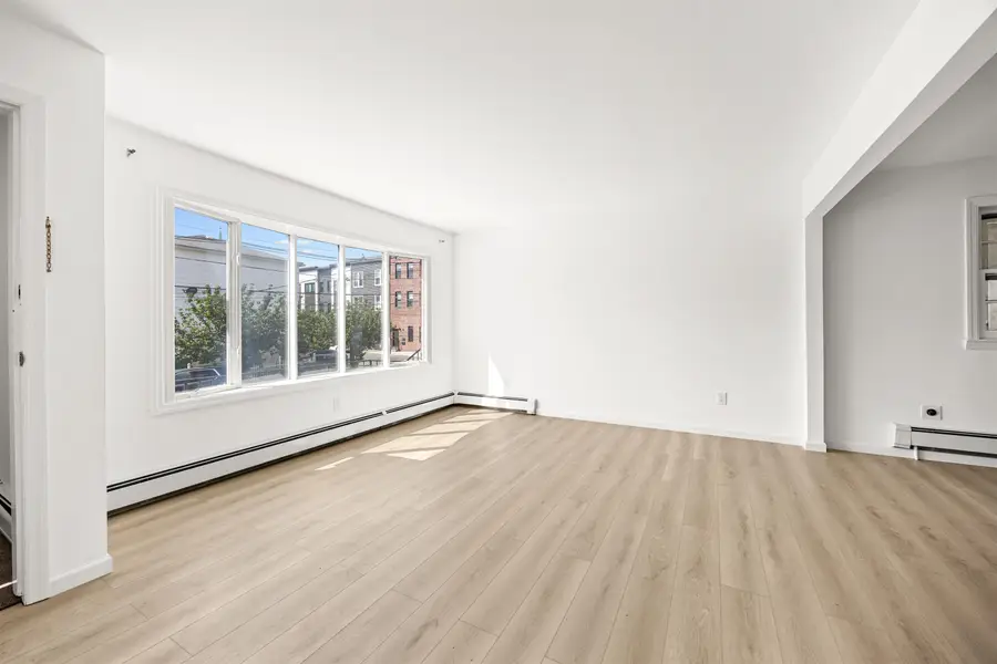 26 PIERCE AVE, Jersey City, NJ 07307 - #2