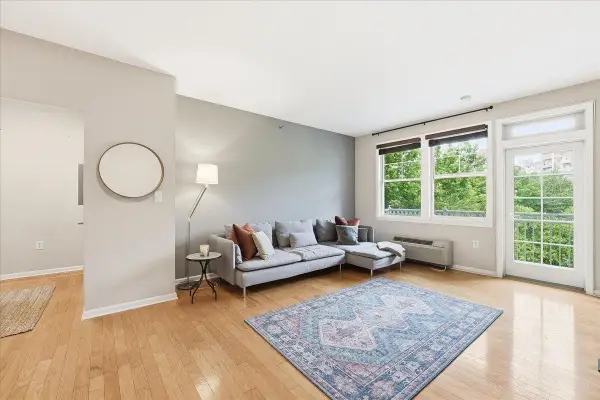 4 CONSTELLATION PL #306, JC, Greenville, NJ 07305