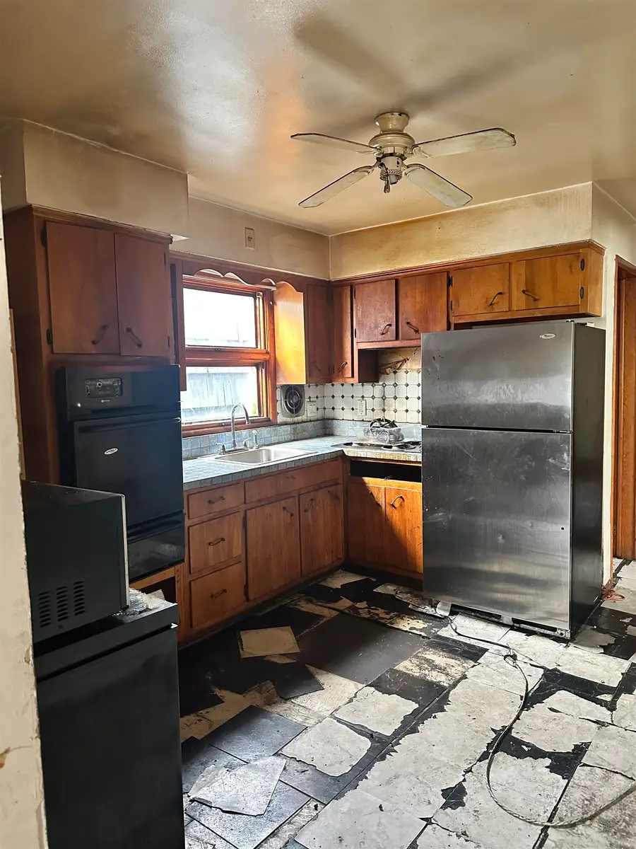 276 CHAPEL AVE, Jersey City, NJ 07305 - #3