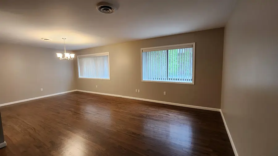86 WEST 33RD ST #211, Bayonne, NJ 07002 - #3
