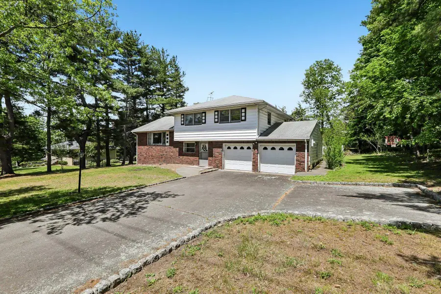 1355 RATZER RD, Wayne, NJ 07470 - #2