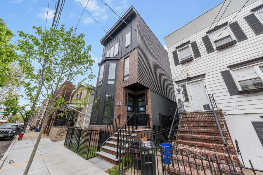 109 WEBSTER AVE #1, Jersey City, NJ 07307 - #2