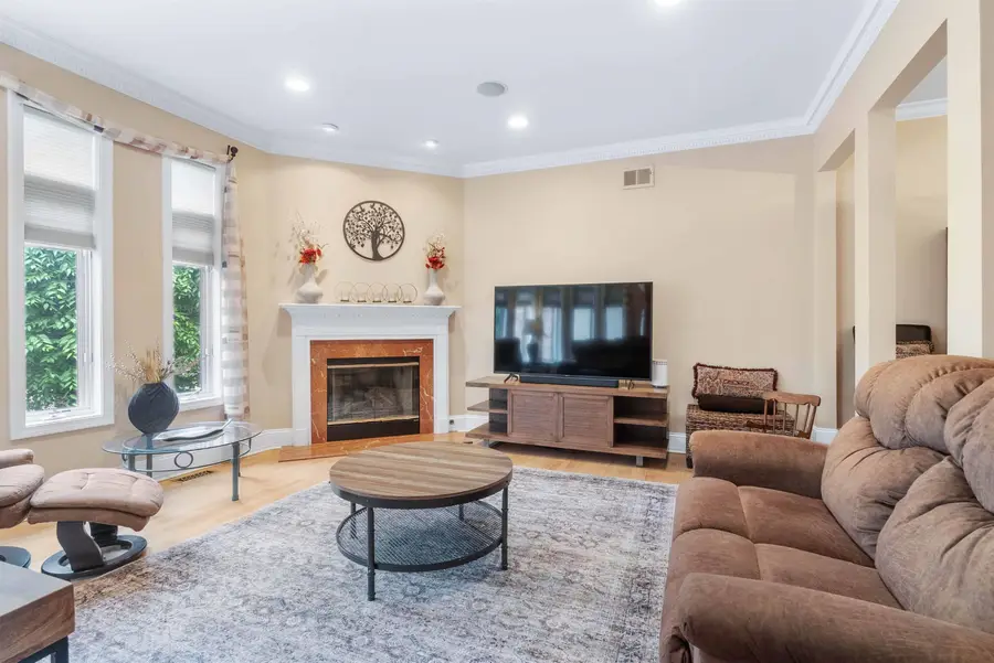 103 HUDSON COVE, Edgewater, NJ 07020 - #2