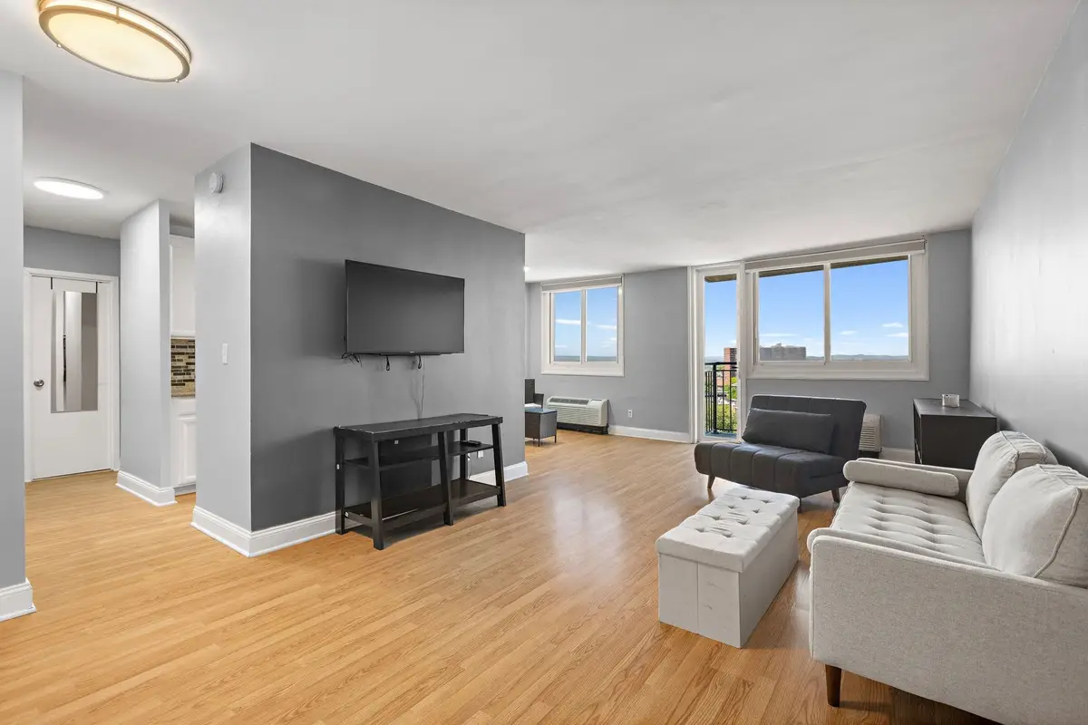 100 MANHATTAN AVE #1703, Union City, NJ 07087 - #1