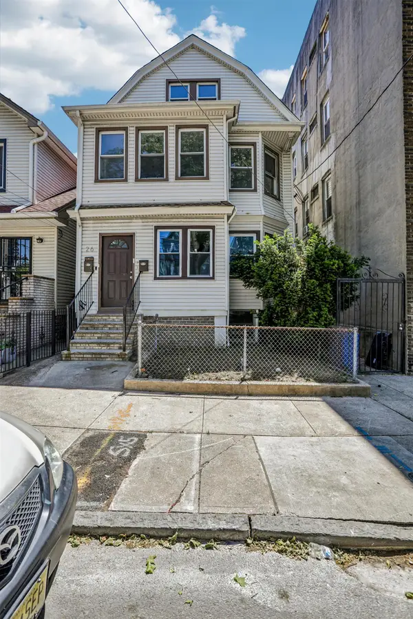 26 OLEAN AVE, JC, Journal Square, NJ 07304