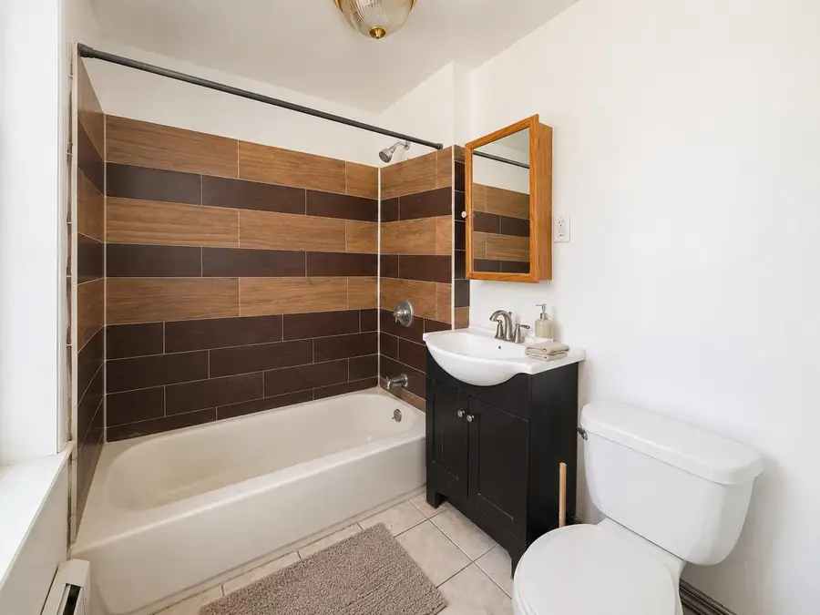 17 CLARKE AVE, Jersey City, NJ 07304 - #3