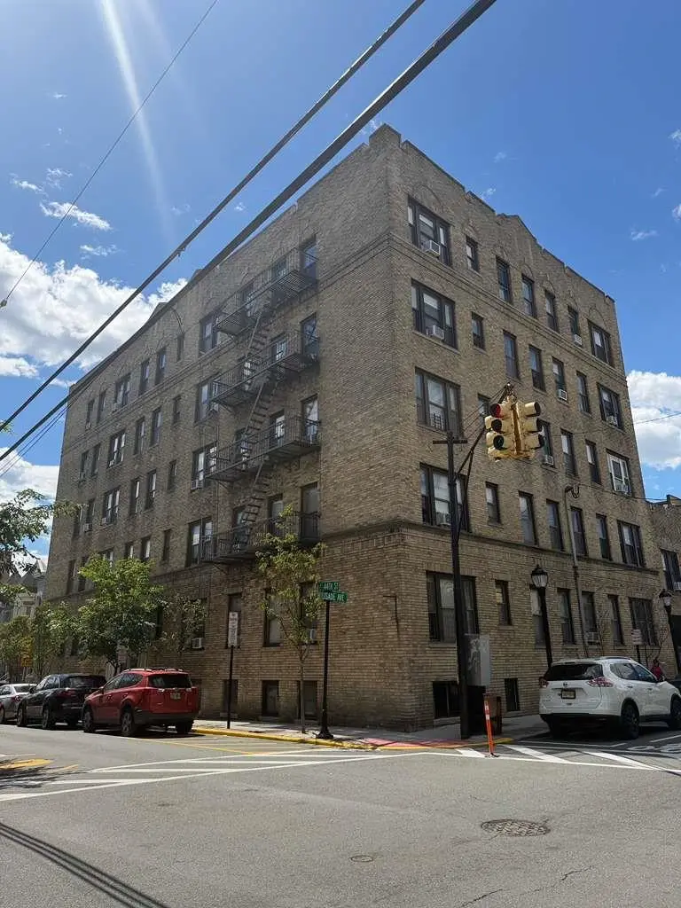 217 44TH ST #12, Union City, NJ 07087 - #2