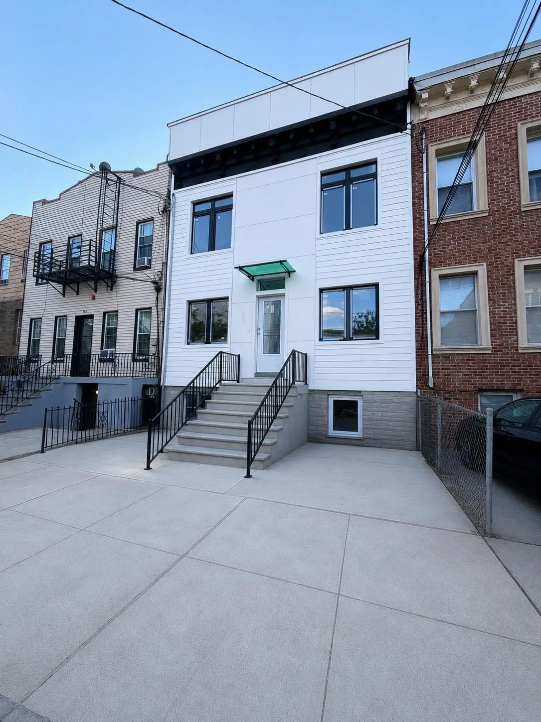 291 NEW YORK AVE #2, Jersey City, NJ 07307 - #1