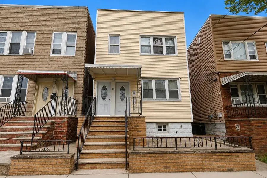 20 GATES AVE, Jersey City, NJ 07305 - #2