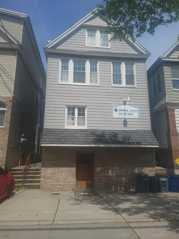 801 KENNEDY BLVD, Bayonne, NJ 07002