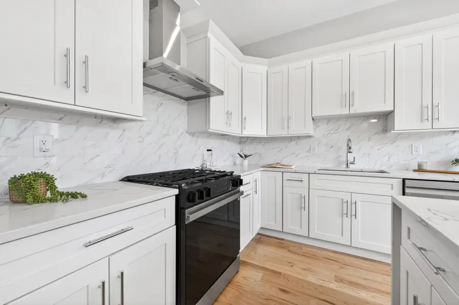 126 DE KALB AVE #2, Jersey City, NJ 07306 - #3