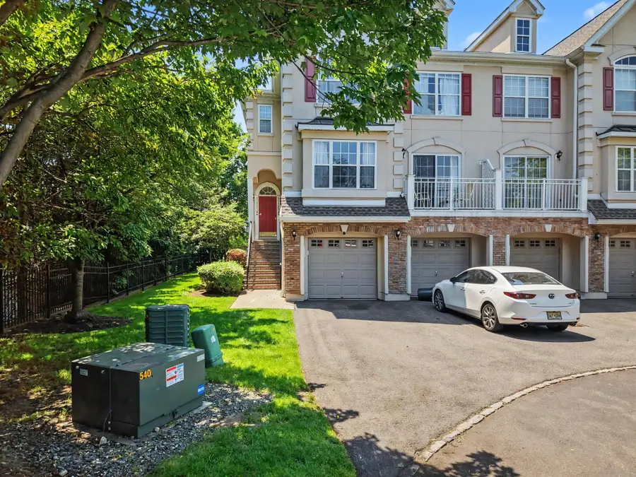 180 BLUE HERON DR #180, Secaucus, NJ 07094 - #2