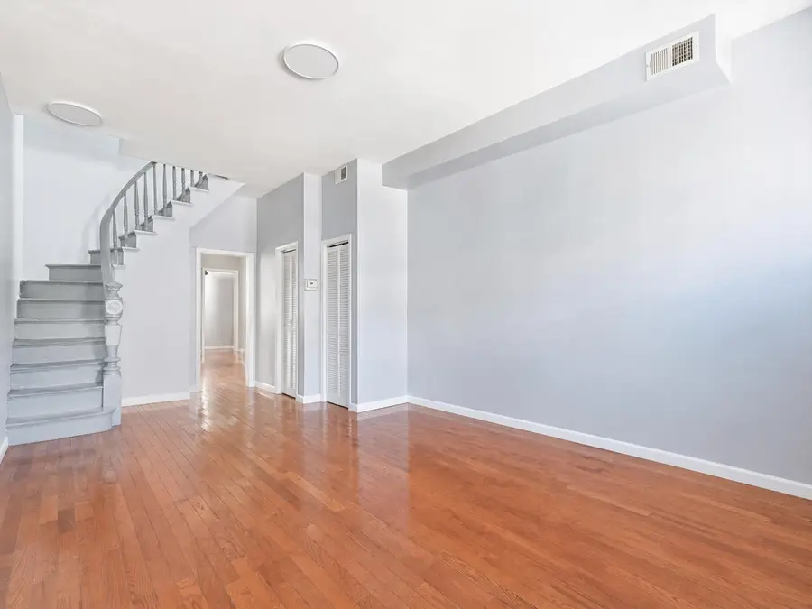 62 VAN REYPEN ST, Jersey City, NJ 07306 - #3