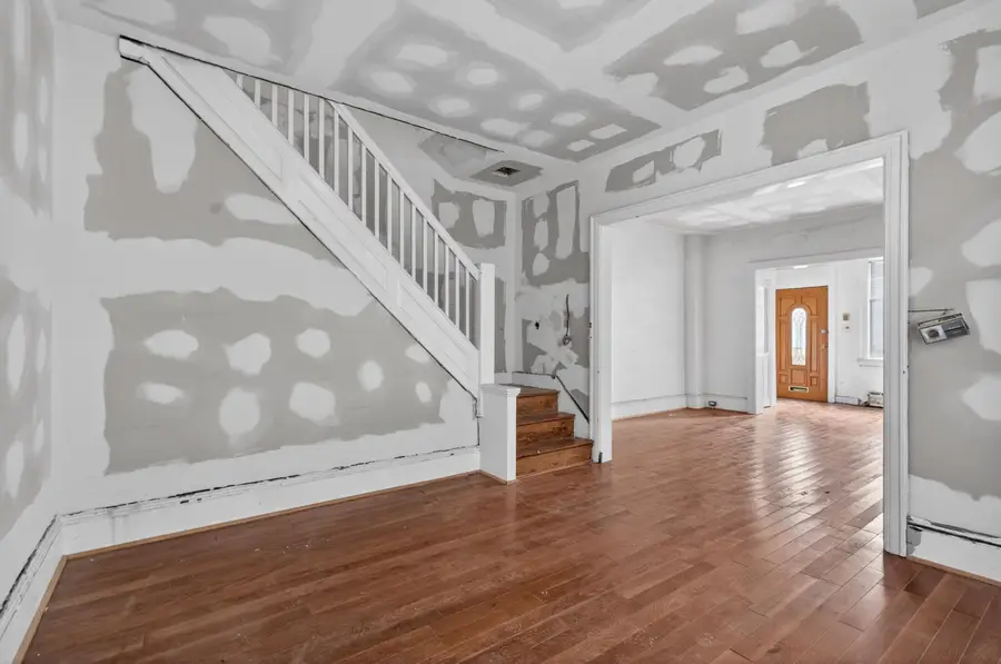 6104 MONITOR PL, West New York, NJ 07093 - #3