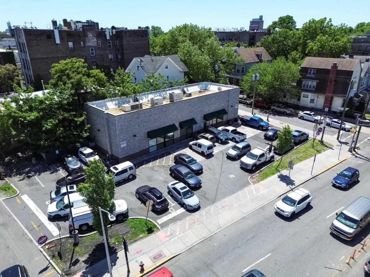 2380 JOHN F KENNEDY BLVD, Jersey City, NJ 07304 - #1