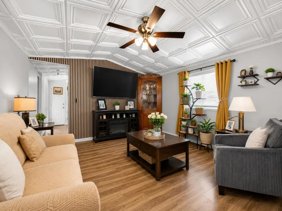 190 WEST 24TH ST #B7, Bayonne, NJ 07002 - #2