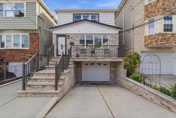 106 EVERGREEN ST, Bayonne, NJ 07002