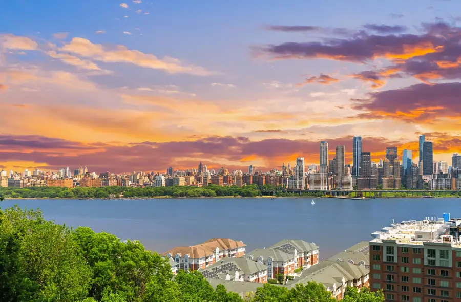 6050 BLVD EAST #4C, West New York, NJ 07093 - #2