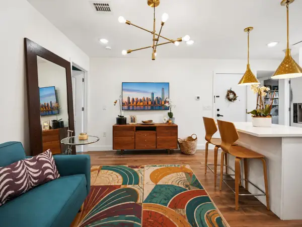 41 BEACON AVE #2, JC, Heights, NJ 07306-1111