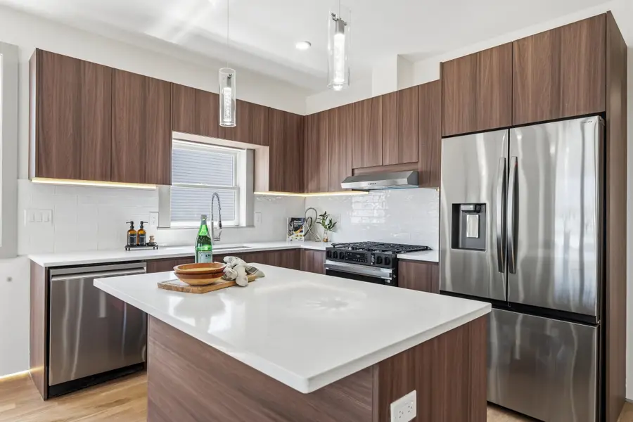 161 WOODLAWN AVE #A, Jersey City, NJ 07305 - #3