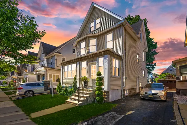8 PROSPECT PL, Kearny, NJ 07032