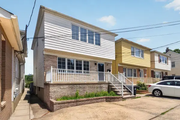 23 MARION CT, Bayonne, NJ 07002