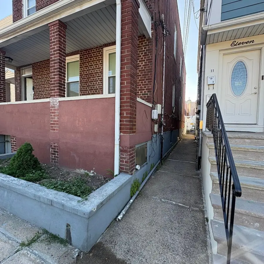 9 EMERSON AVE, Jersey City, NJ 07306 - #2