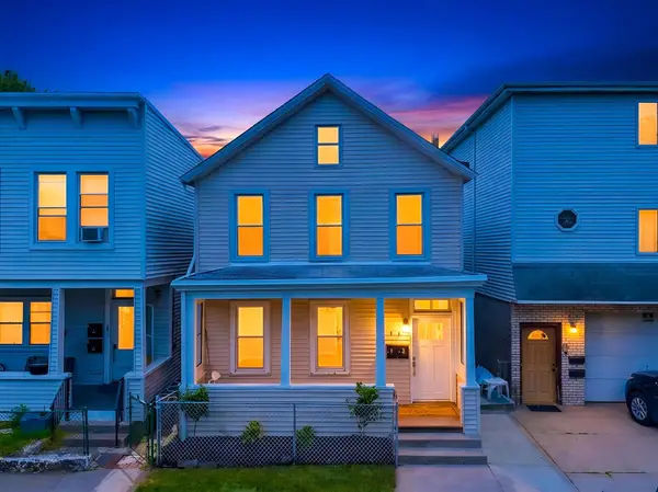 12 PROSPECT AVE, Bayonne, NJ 07002