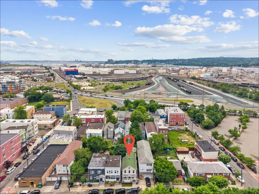 12 PROSPECT AVE, Bayonne, NJ 07002 - #3