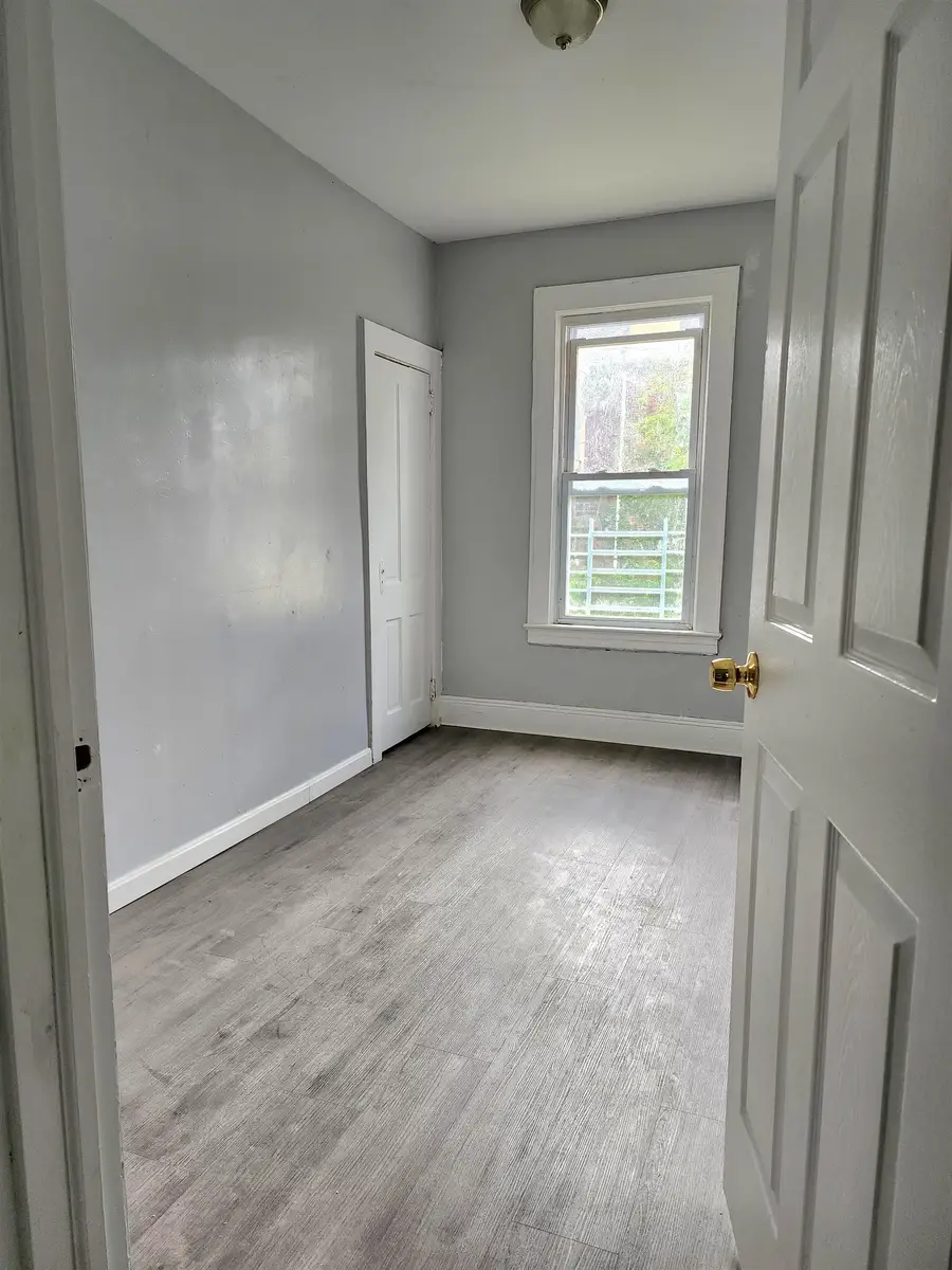 35 ORIENT AVE, Jersey City, NJ 07305-3419 - #2