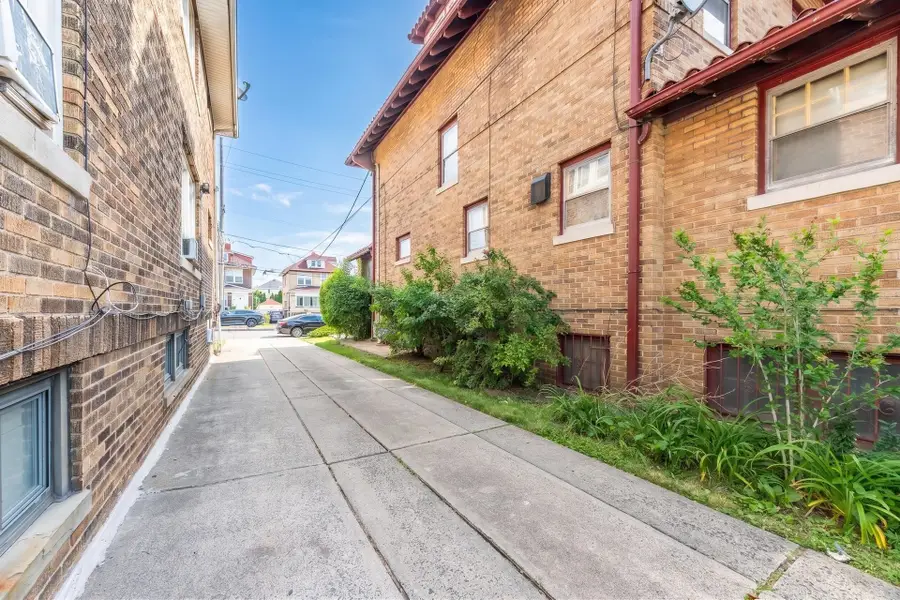 911 79TH ST, North Bergen, NJ 07047 - #3