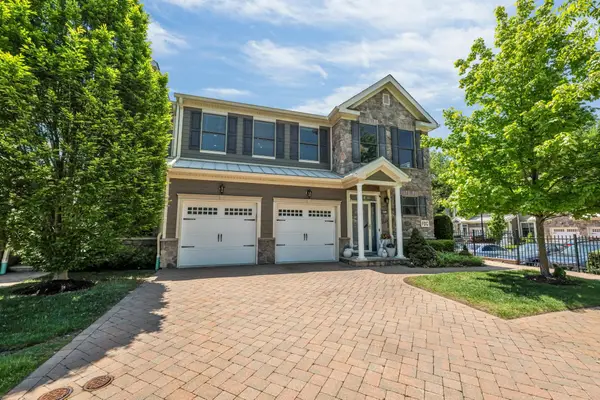 2308 Freeman Way, Allendale, NJ 07401