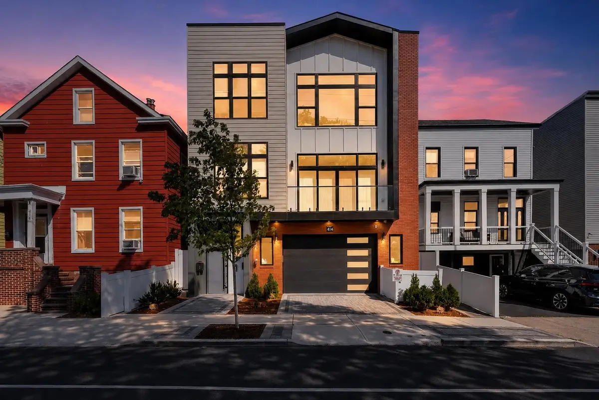 414 NEW YORK AVE #A, Jersey City, NJ 07307 - #1