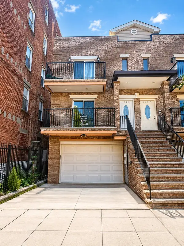 2705 CENTRAL AVE, Union City, NJ 07087