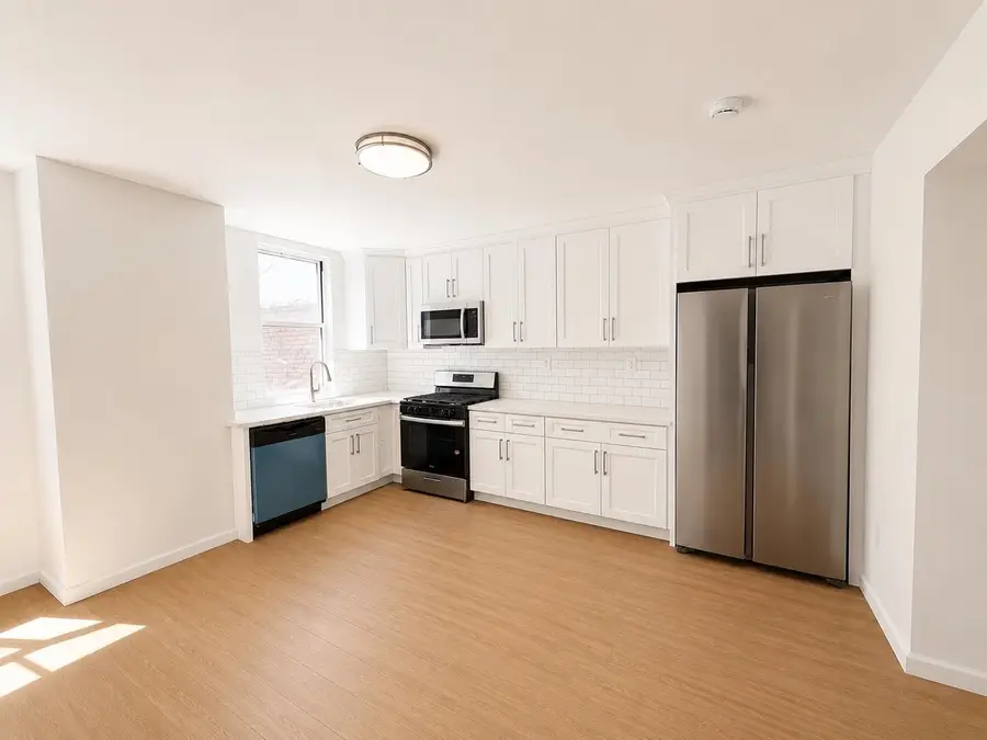 521 MERCER ST, Jersey City, NJ 07306 - #2