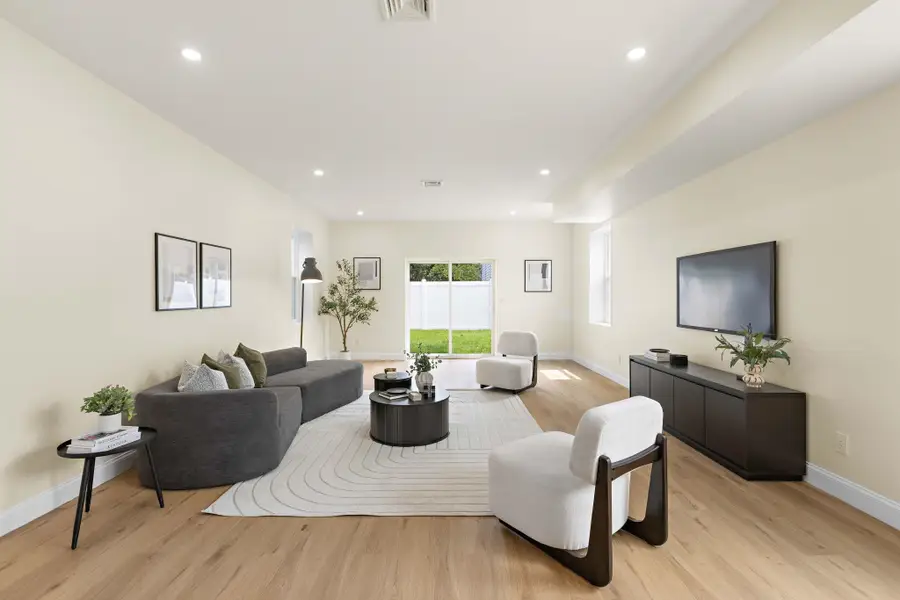 79 EAST 23RD ST, Bayonne, NJ 07002 - #2