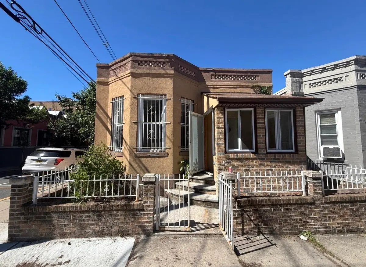 581 65TH ST, West New York, NJ 07093 - #1