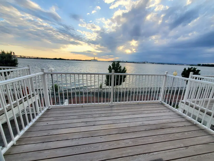 17 WILLOW ST, Jersey City, NJ 07305 - #2