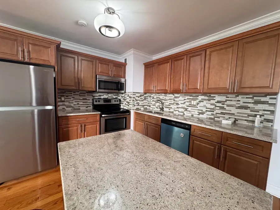 100 MANHATTAN AVE #1211, Union City, NJ 07087 - #2
